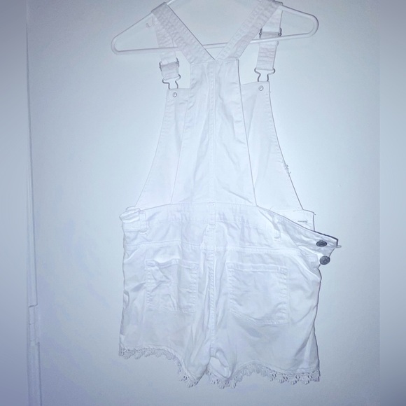 EUC Girls EPIC Threads White Overalls - Picture 3 of 8
